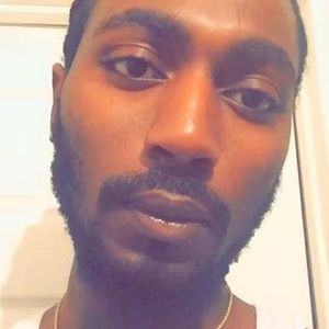 Meet your Posher, Dee